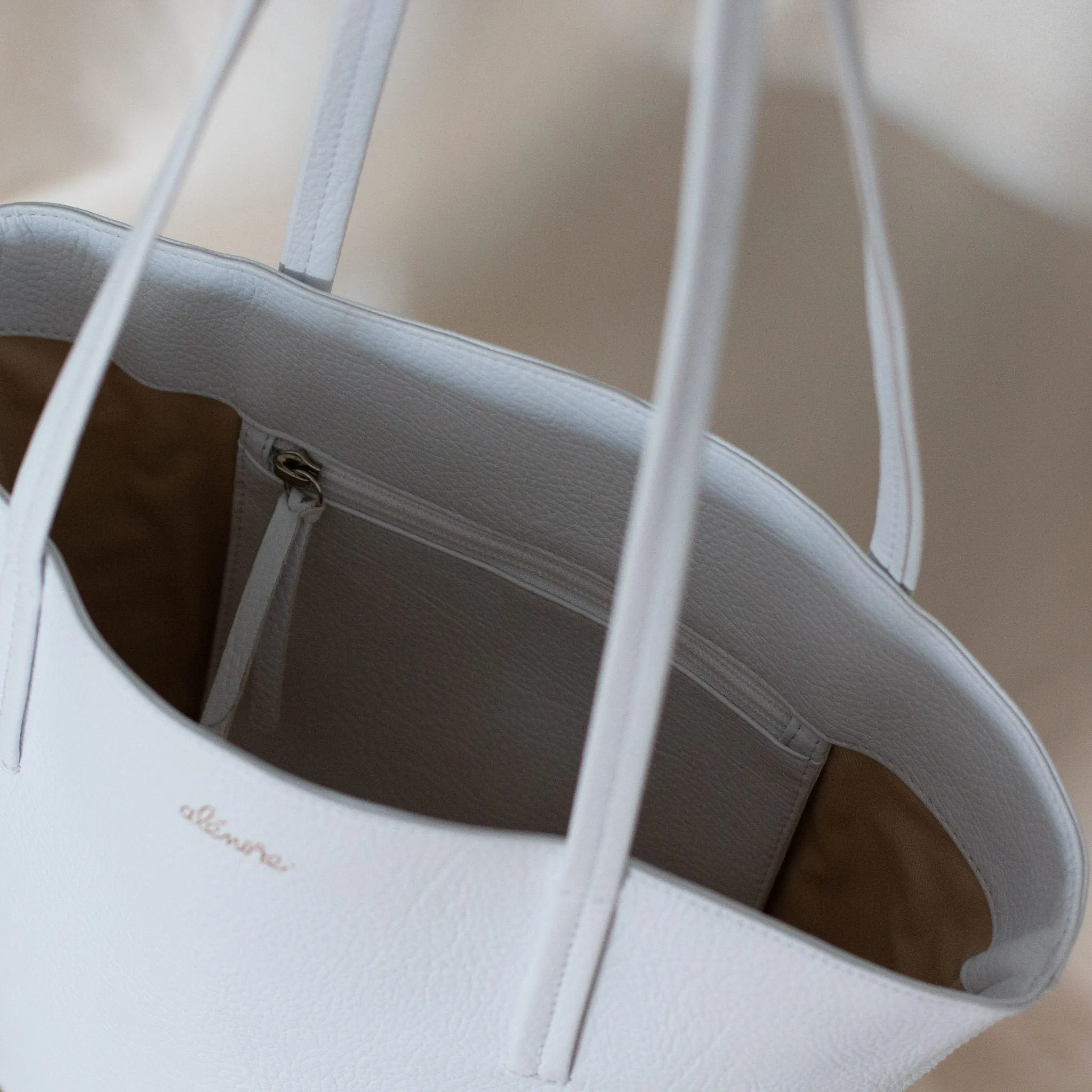 Mimosa Mini Vegan Apple Leather Tote Bag | White