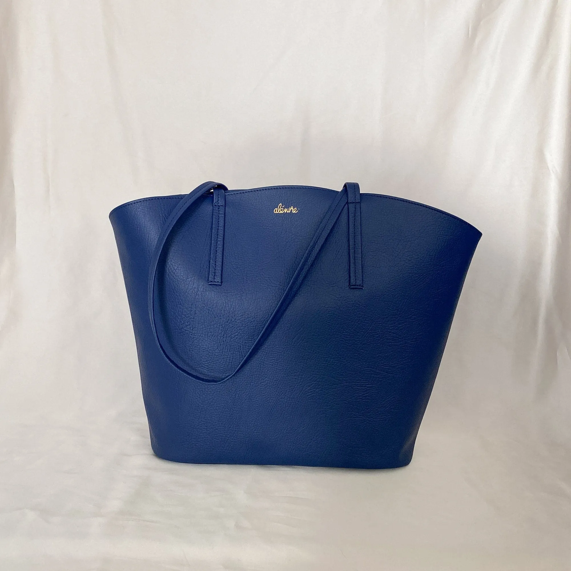 Mimosa Vegan Apple Leather Tote Bag | Navy