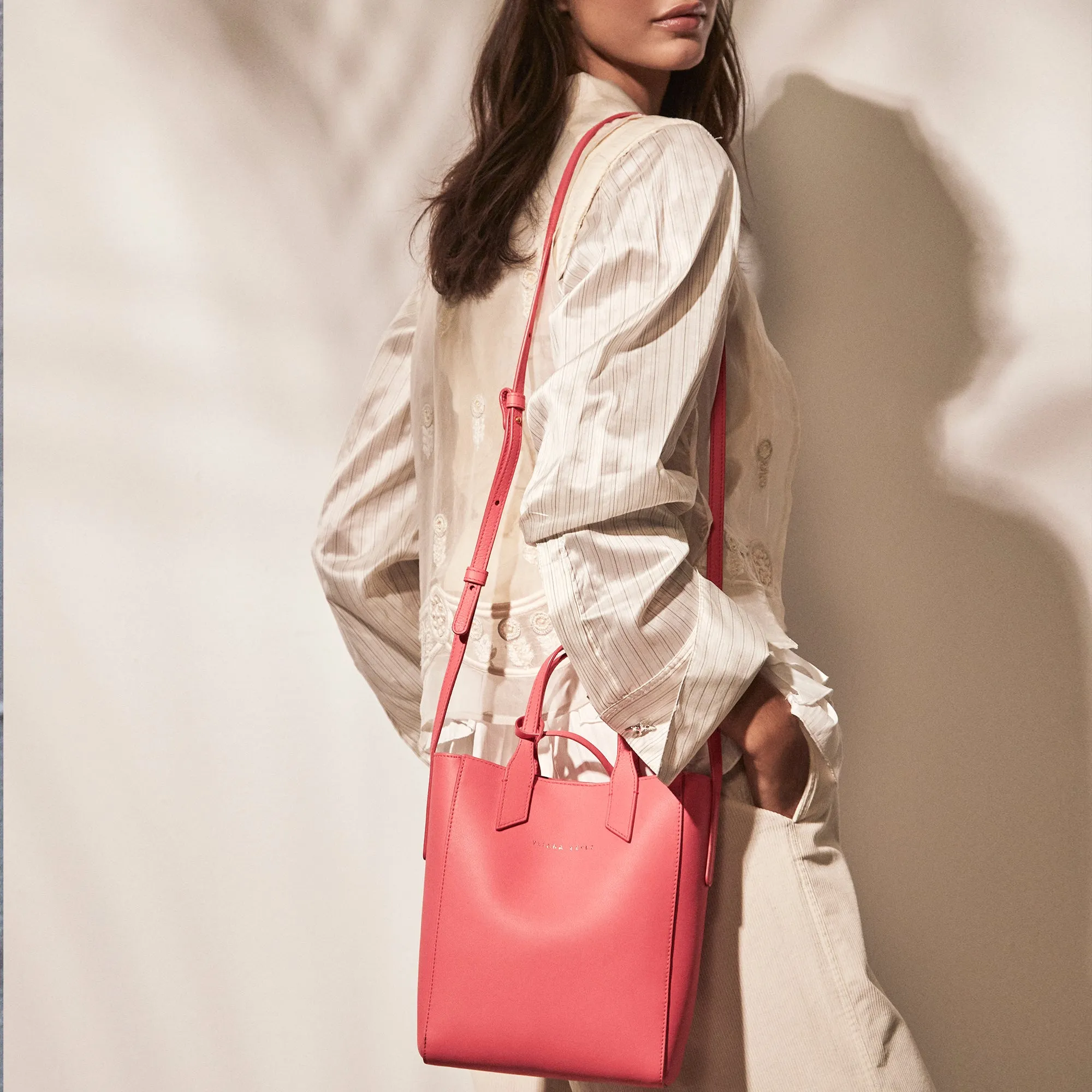 Mini Sarah bubble gum tote