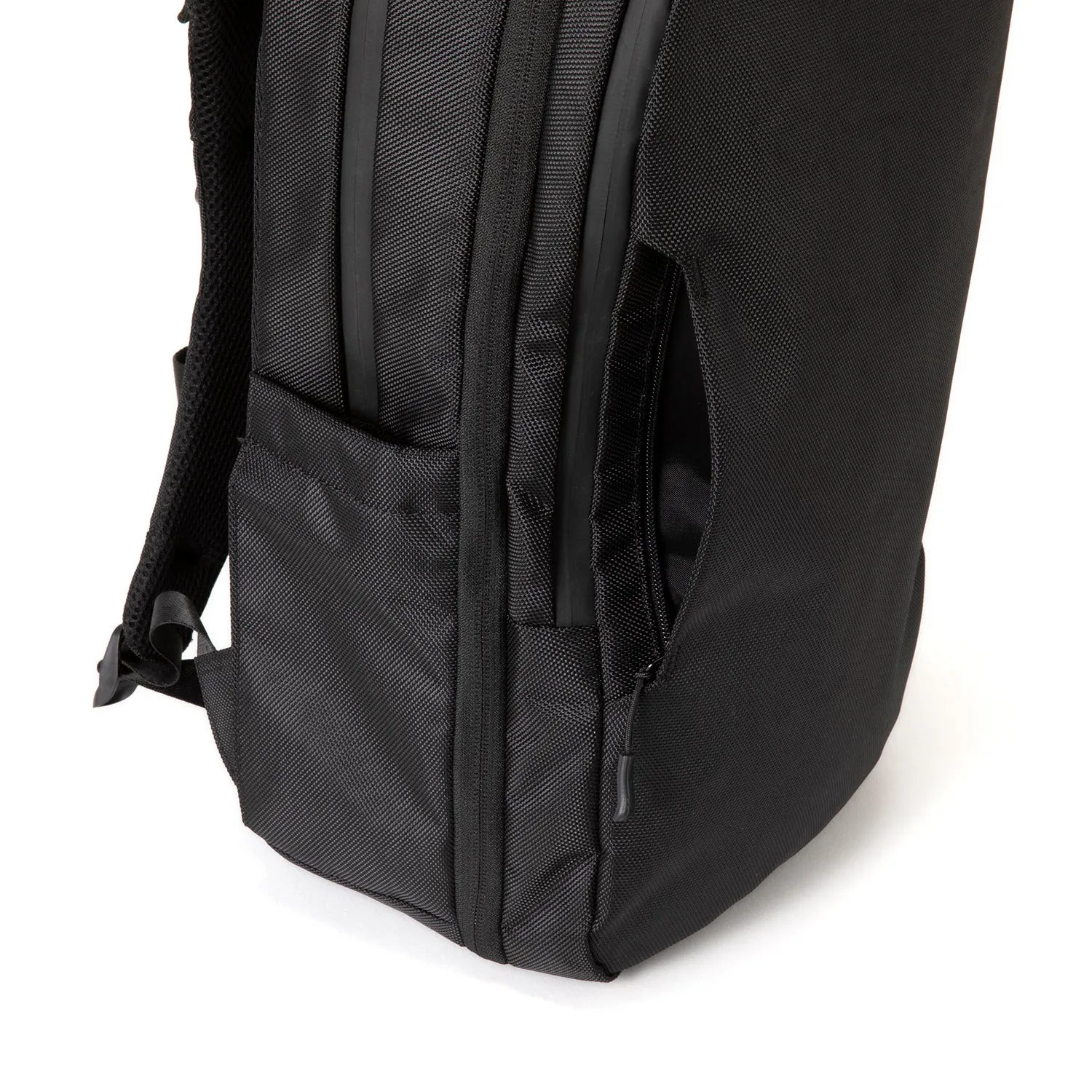 NoiR | ノアール　Transistor backpack
