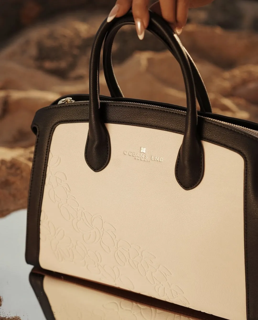 Oceans End Leialoha Handbag Tricolor