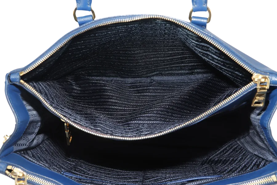 PRADA LARGE GALLERIA DOUBLE ZIP TOTE BLUE SAFFIANO LUX LEATHER GOLD HARDWARE S-N 25 WITH DUST COVER , NO CARD