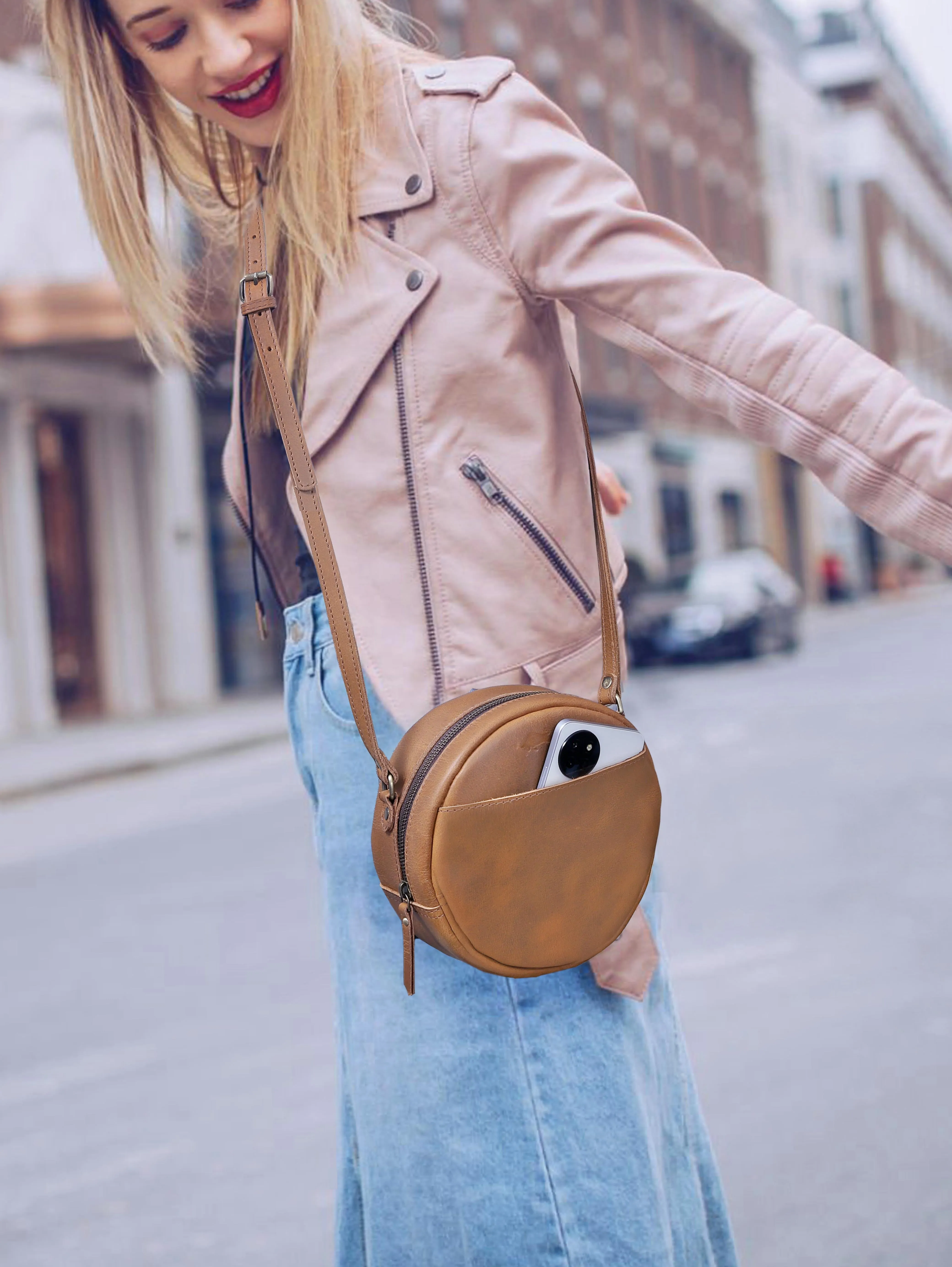 Quinn Round Circle Buffalo Leather Handbag