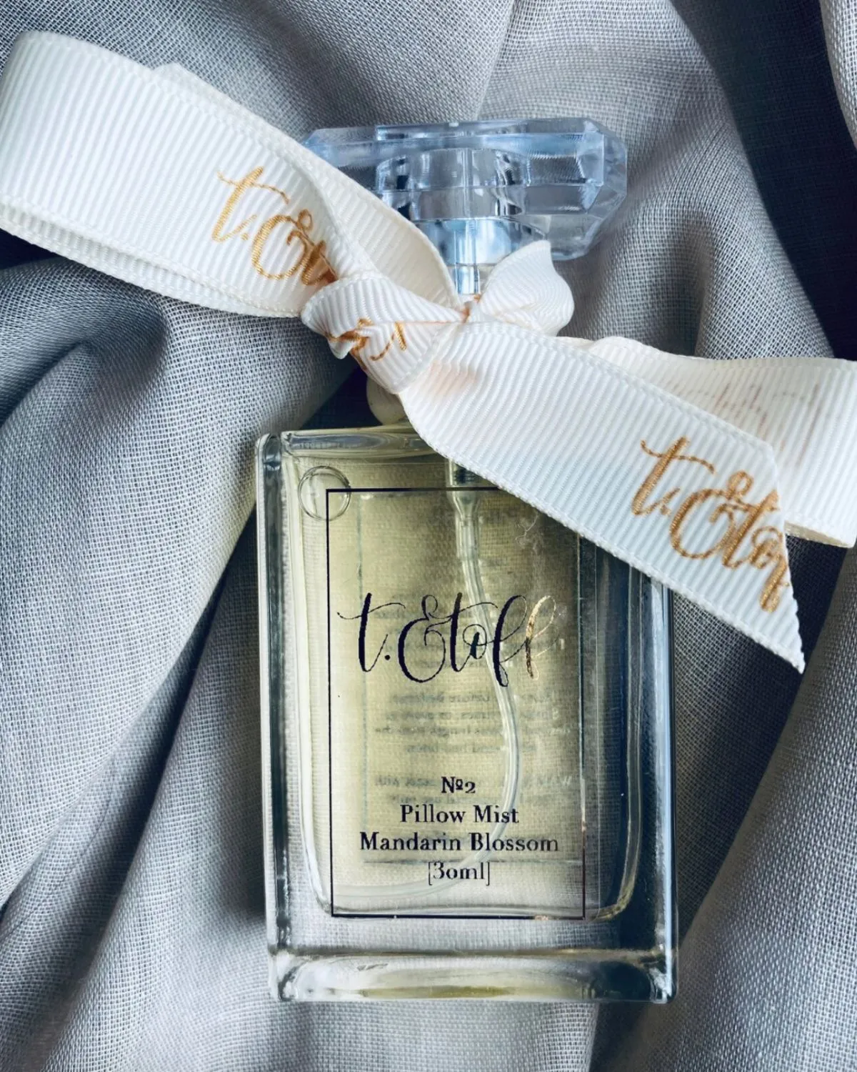Relaxing Candle & Pillow Mist Gift Set