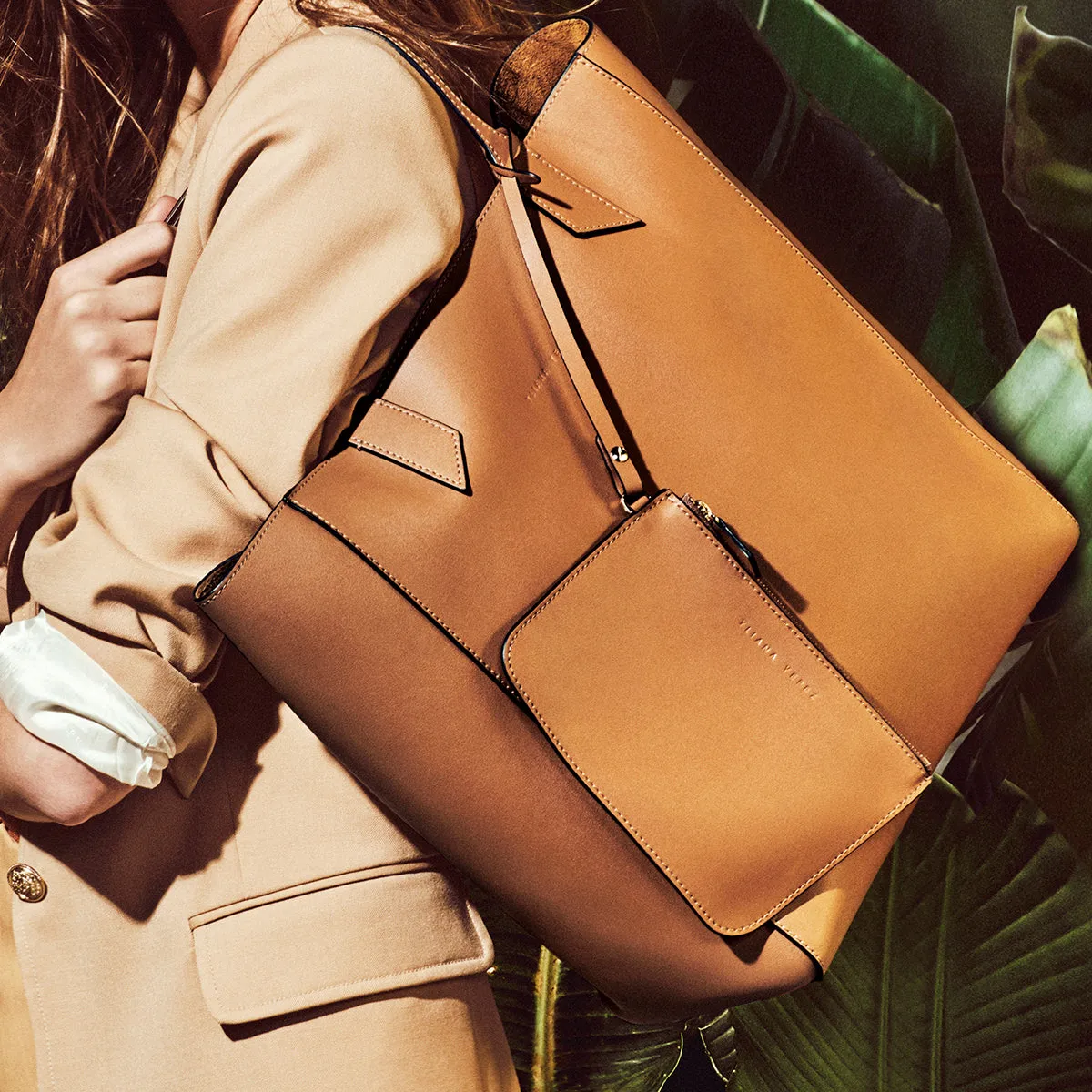 Sarah camel tote