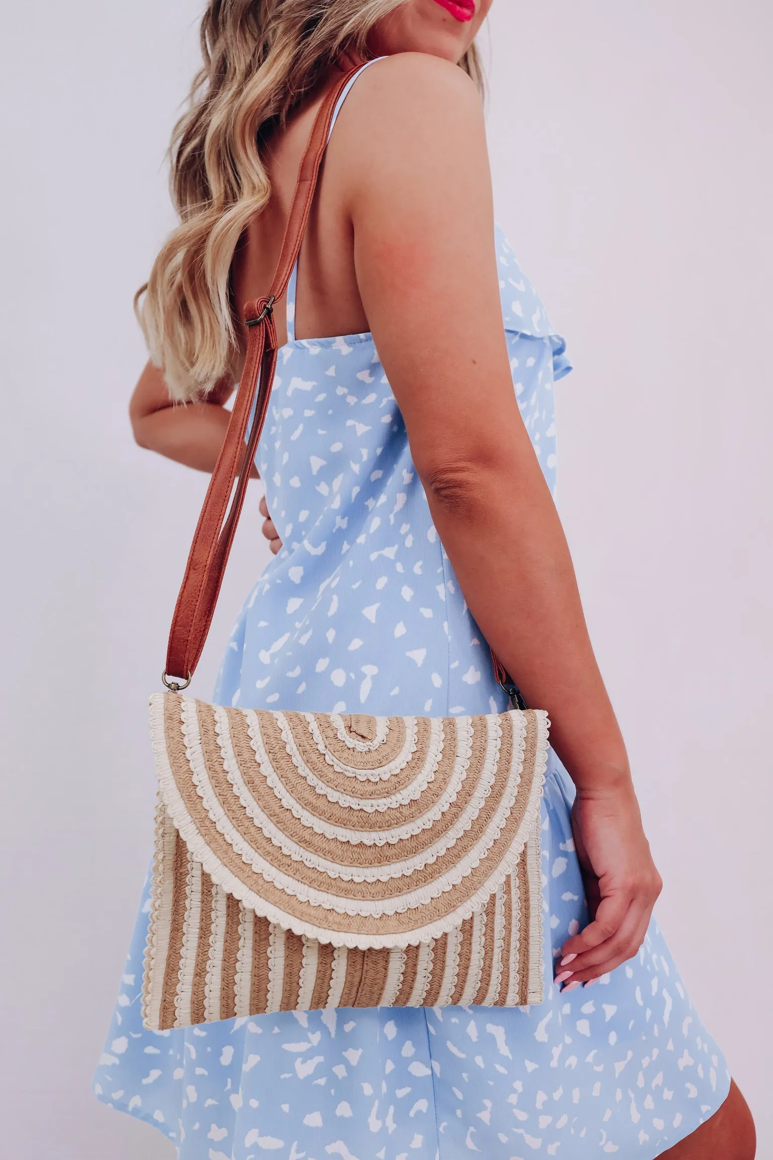 Seaside Vibes Woven Crossbody - Khaki