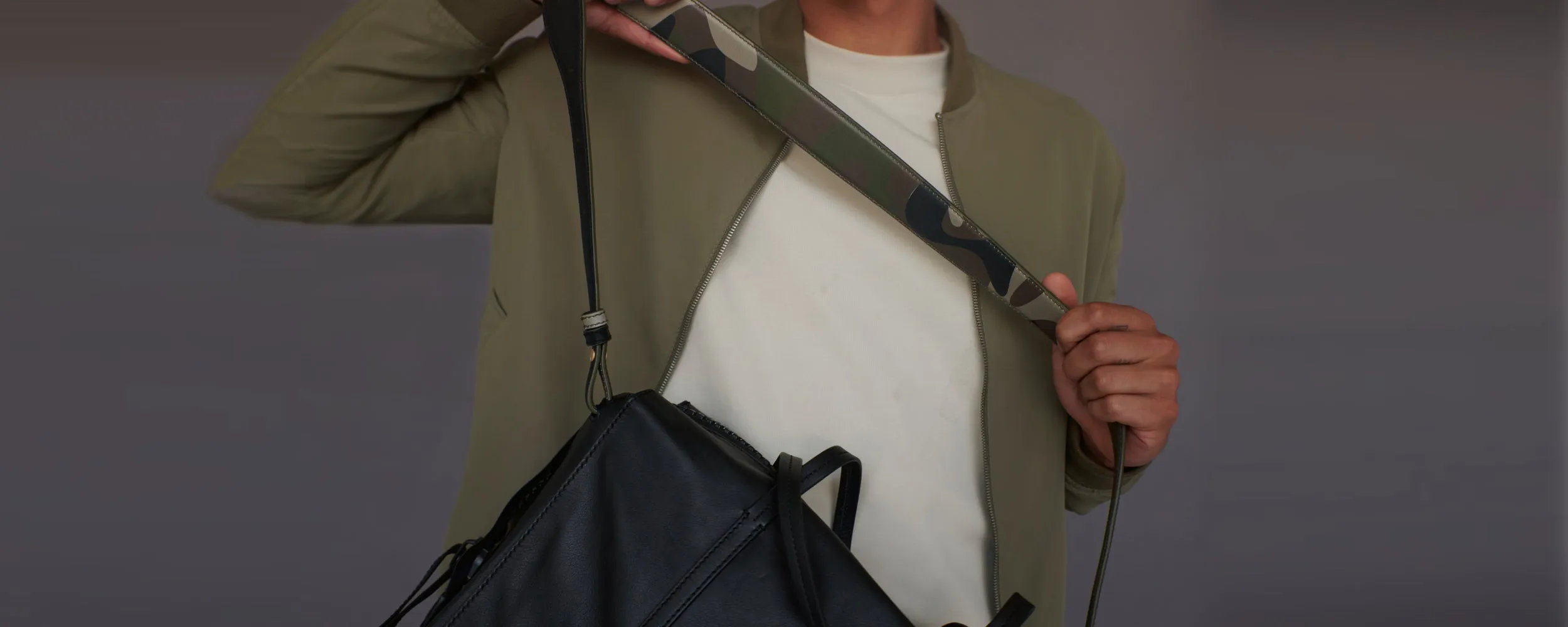 Sidekick - Olive Black