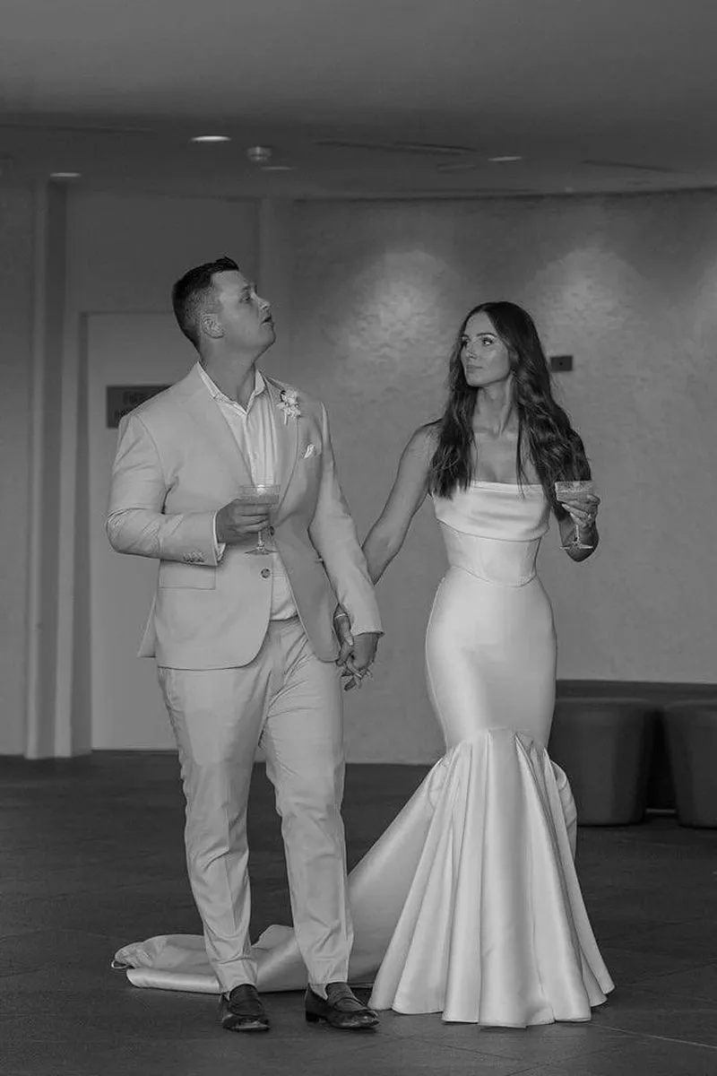 Simple Mermaid Strapless Satin Wedding Dresses