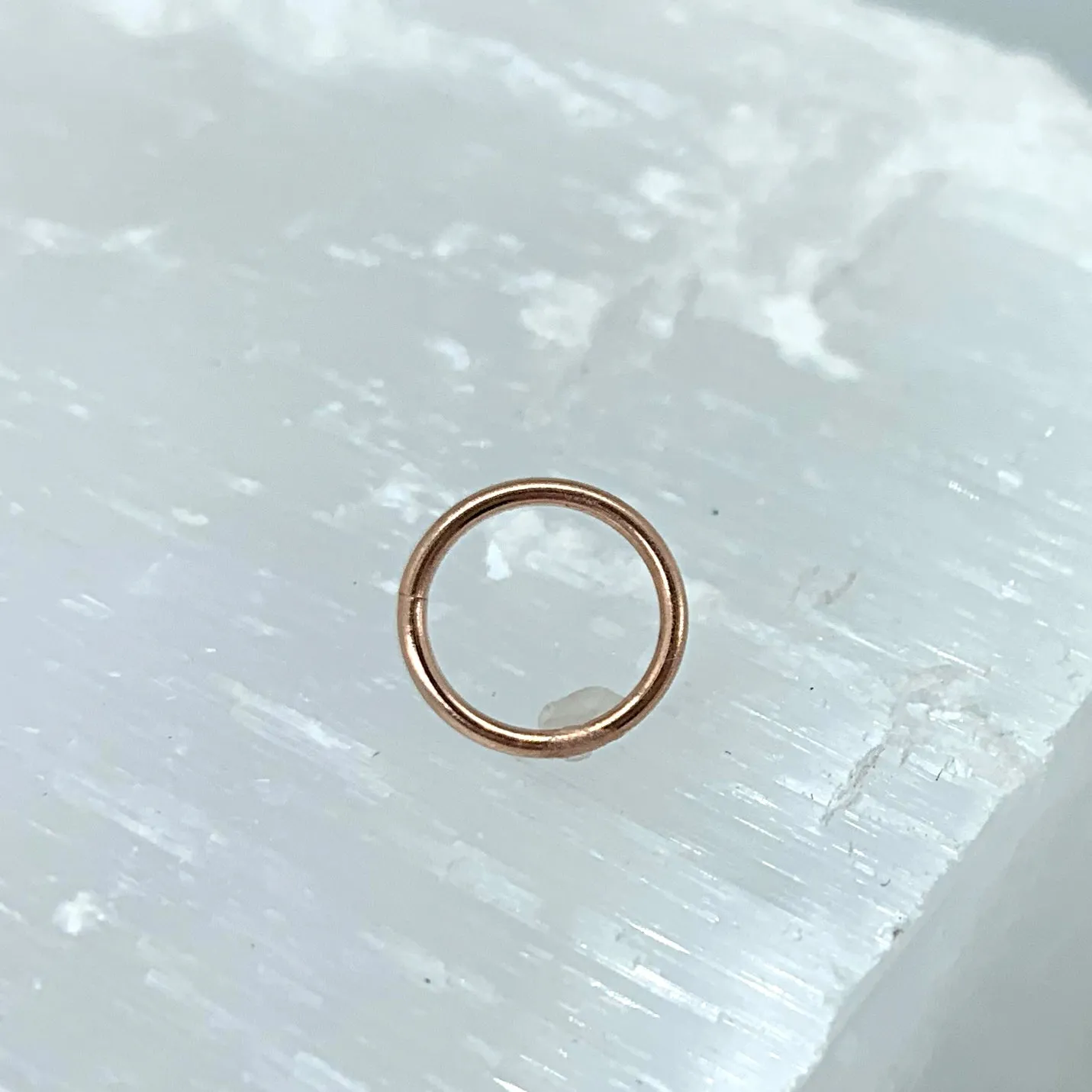 Simple Solid Gold Seam Ring