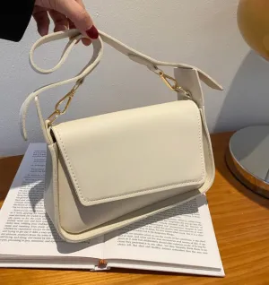 Simple Temperament, Retro Women's Western Style Messenger Bag