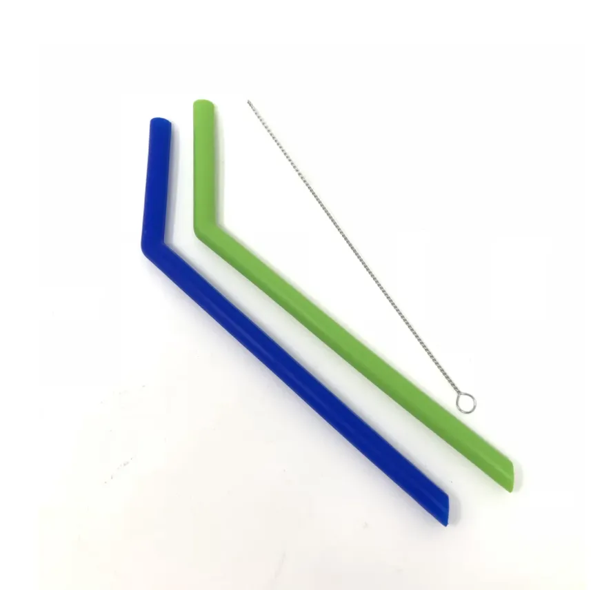 Soft Silicone Straws plus cleaning brush