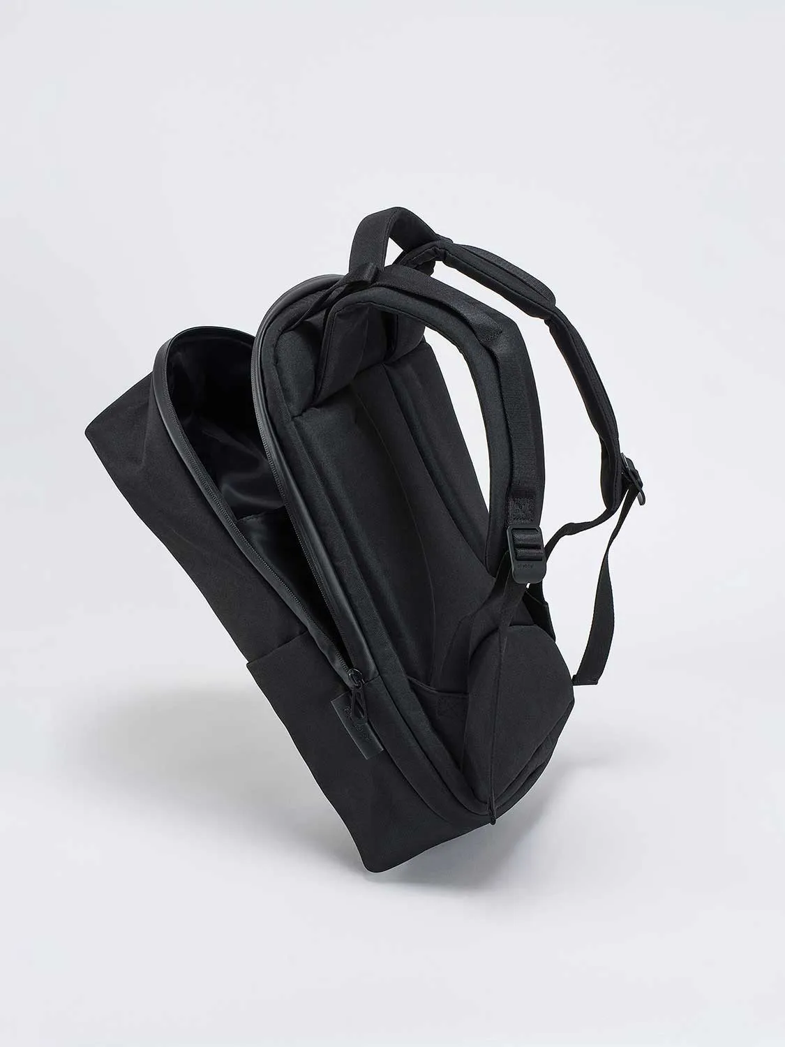 Sormonne EcoYarn Black