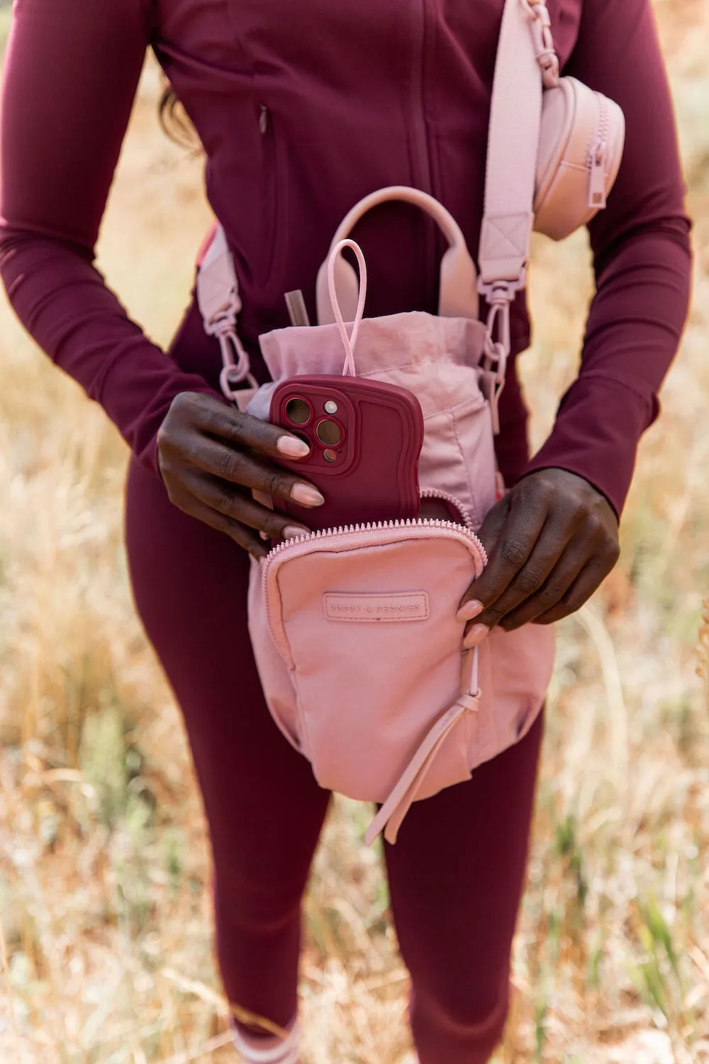 Stay Cool Sling bag Blush