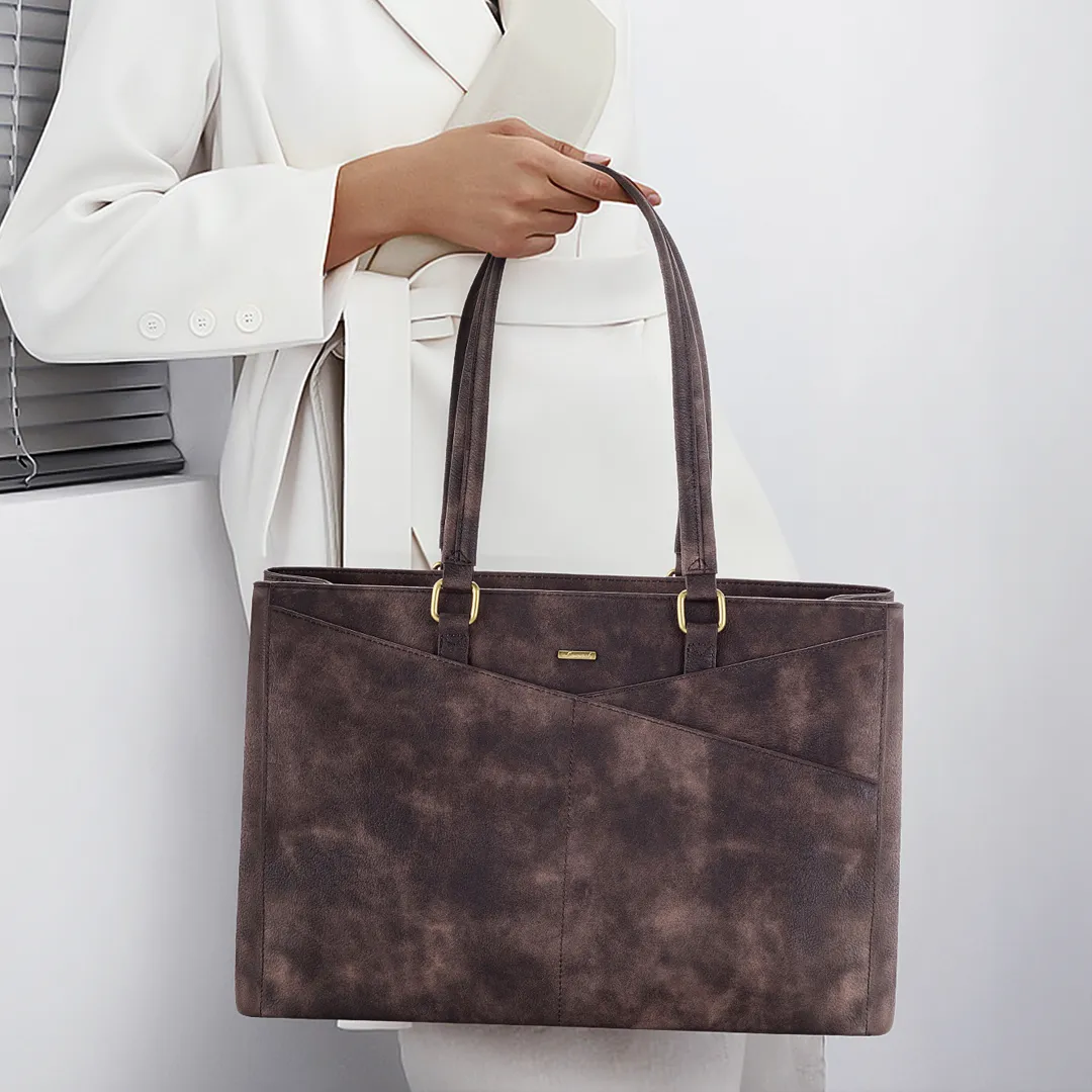 The Bella Tote