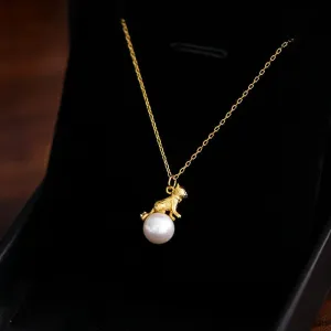 The Cat Necklace (Solid Silver)
