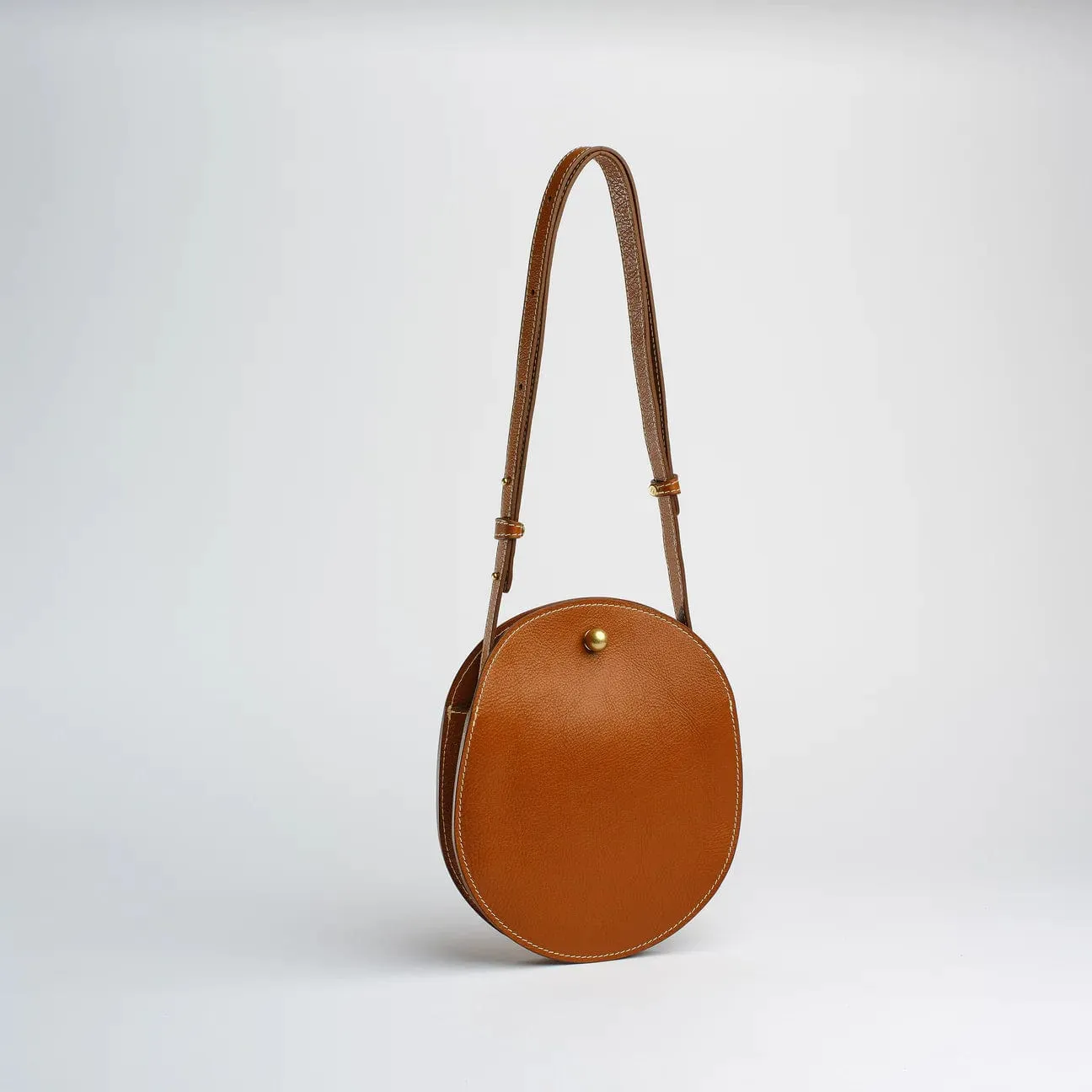 The Eggi in Leather Brown
