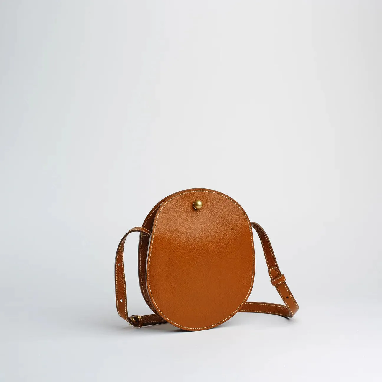 The Eggi in Leather Brown