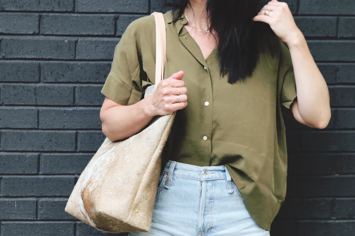 the original tote, caramel   white   gray hide