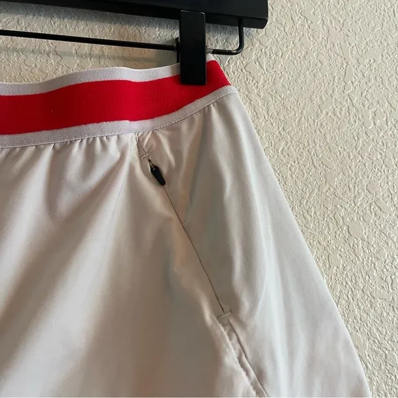 Tracksmith Session Speed Shorts in Beige Lined Athletic Womens Size Small