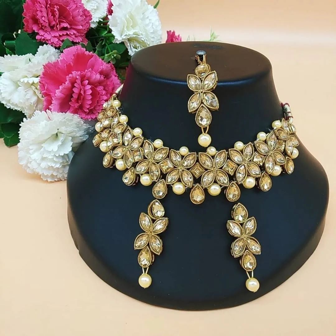 Trendy Pearl Choker with Earring and Mangtika for Women