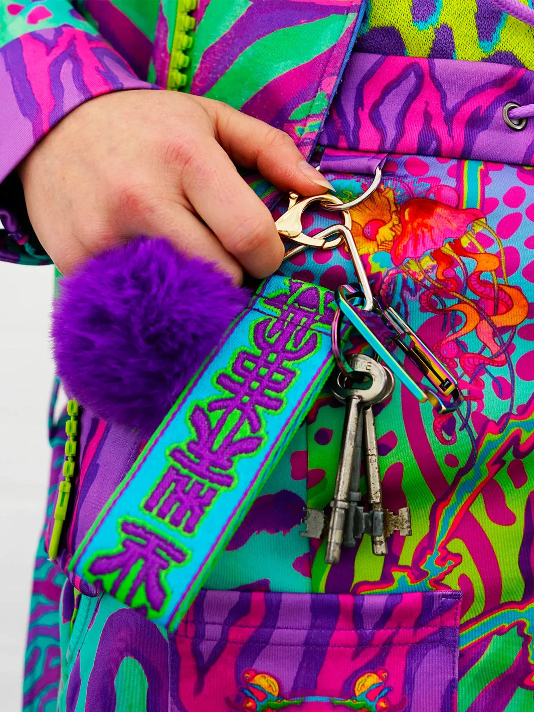 TRIBE O LIGHT KEYRING
