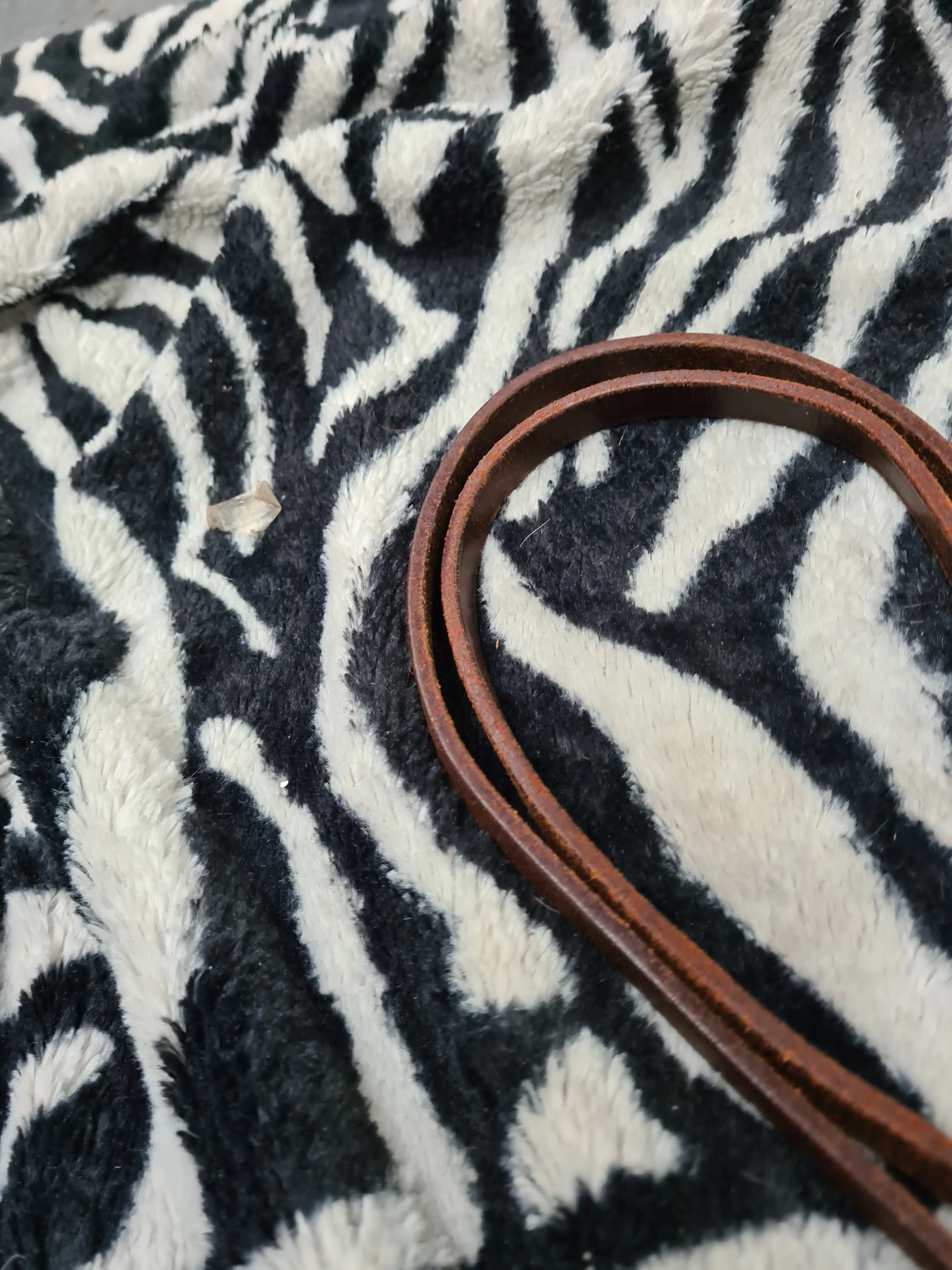 Used pony size brown leather reins FREE POSTAGE☆
