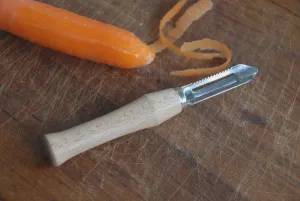 Vegetable Peeler