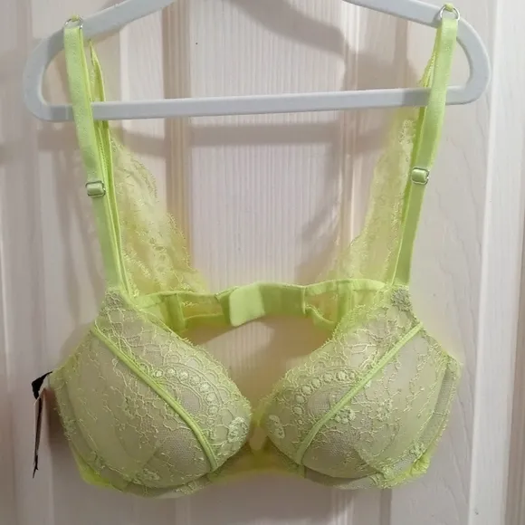 Victoria's Secret Neon Green Lace Very Sexy Pushup Bra Size 34B