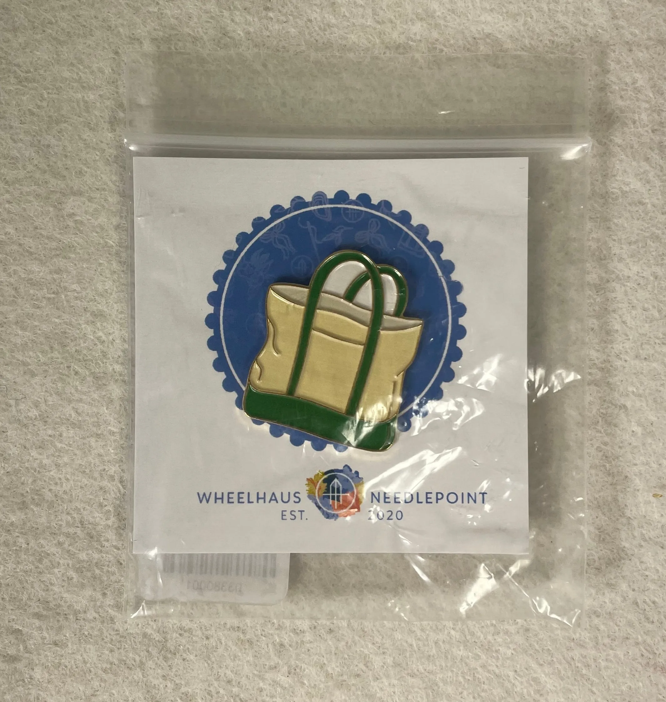 Wheelhaus Needlepoint  Boat Tote Green Needle minder