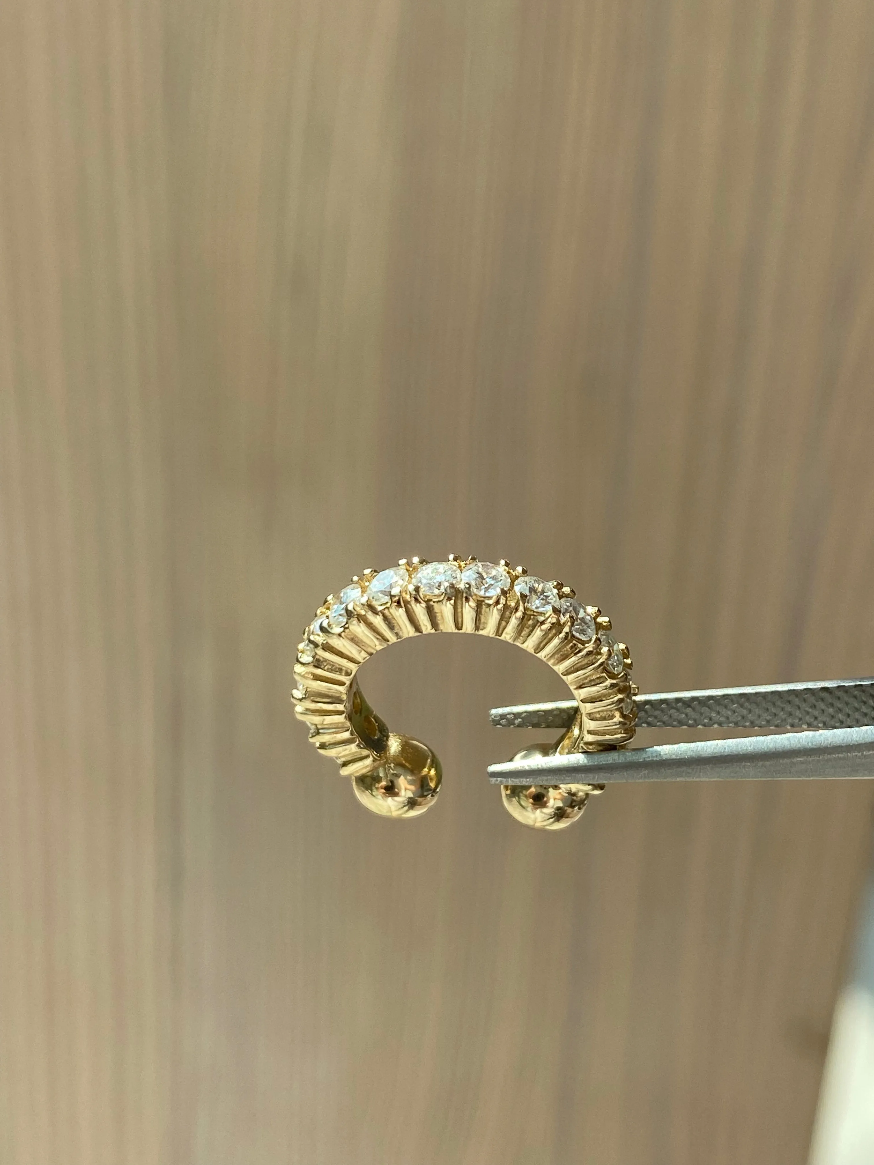 White Diamond Gemstone Ear Cuff (17mm)